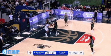 外線開炮！張鎮(zhèn)麟連中2記三分 弗格三分也有帶隊(duì)保持兩位數(shù)優(yōu)勢(shì)