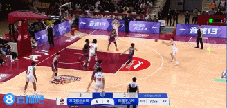 神來之筆！阿不都對抗防守 失衡后拋投打板命中還要加罰