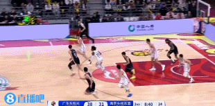 奮起直追！利夫反擊暴扣打成2+1 同曦次節(jié)轟出16-6追到只差3分