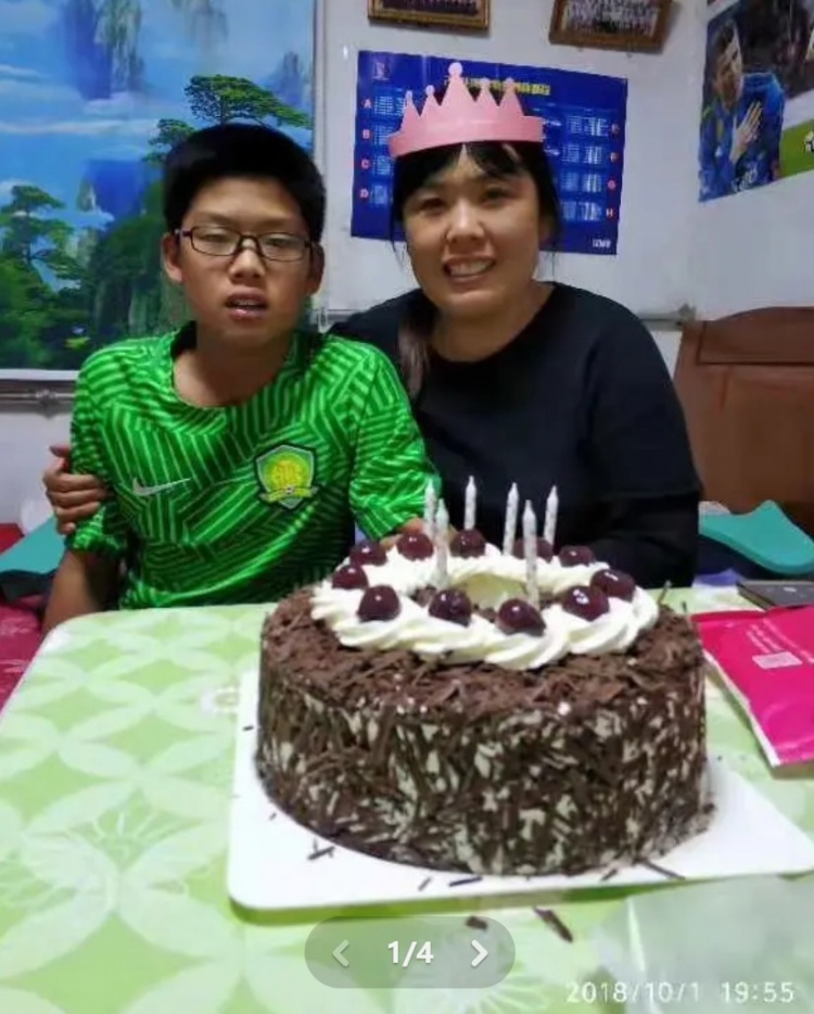 郭嘉璇母親曬照悼念兒子：璇兒生日快樂，希望天堂幸福