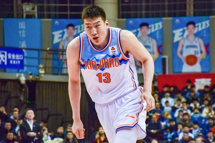 高效輸出！李炎哲半場7中5拿到12分2板1助1斷2帽