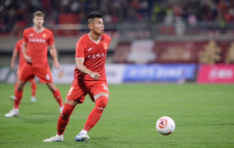 重慶銅梁龍官方：程燁桐傷缺2-3周，黃希揚(yáng)傷缺1周